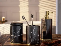 Dedaine Toothbrush Holder